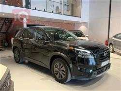 نیسان پاسفایندەر